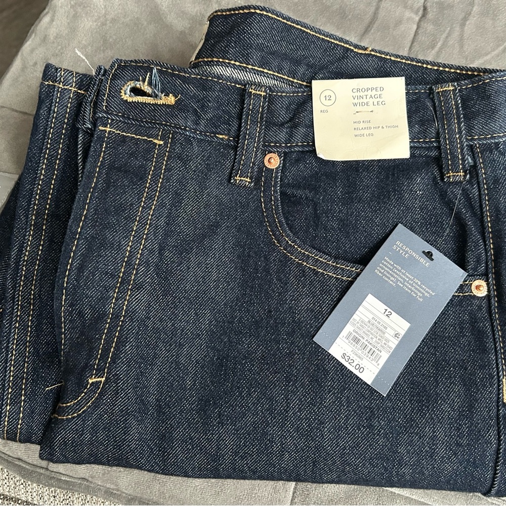 Universal Thread Dark Indigo Cropped Vintage Wide Leg Jeans